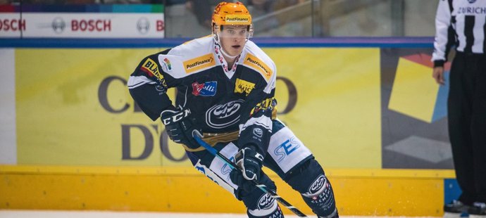 Útočník Dominik Kubalík z Ambri-Piotty vyhrál jako první český hokejista v historii produktivitu základní části švýcarské ligy