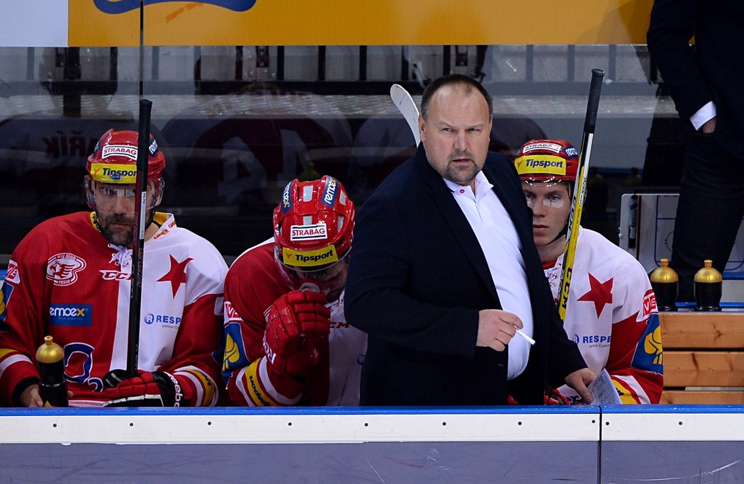 Ve věku 54 let zemřel bývalý hokejista a trenér Ladislav Lubina. Podlehl rakovině mozku