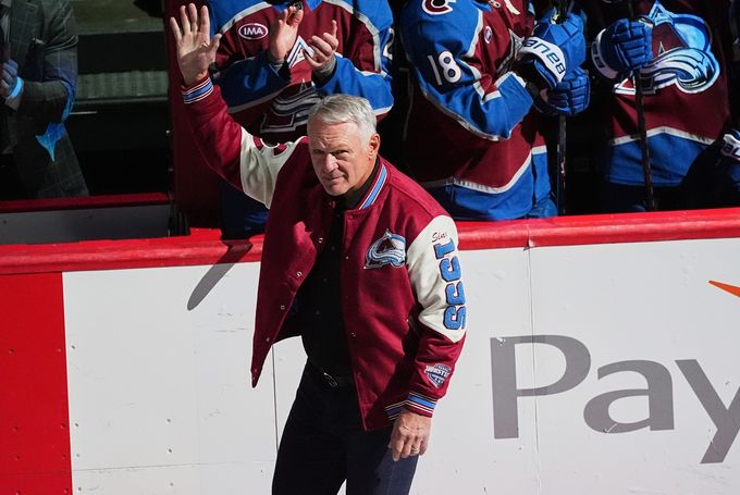 Zemřel kanadský hokejista Lemieux (†60). Ještě v pondělí byl na zápase NHL Zemřel kanadský hokejista Lemieux (†60). Ještě v pondělí byl na zápase NHL