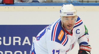Petrohrad s hvězdným Kovalčukem si pojistil vedení v KHL