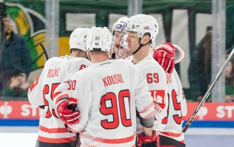 Hokejisté Pardubic si po skvělé otočce v Tampere vezou do domácí odvety v osmifinále play off Ligy mistrů cenný náskok