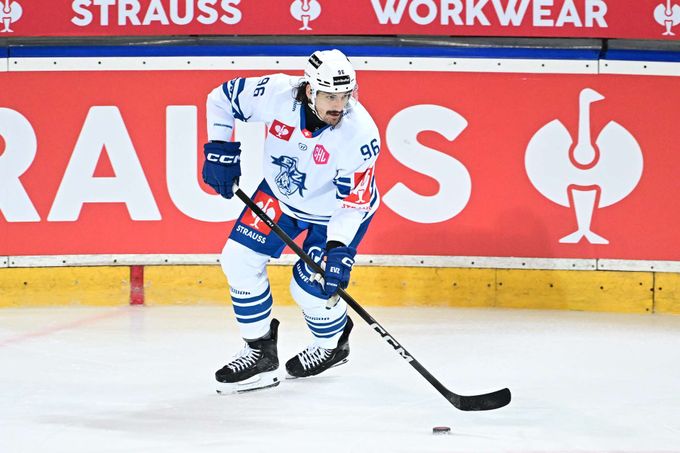 Voženílek měl zlomenou nohu, hrál na playstationu. Pořád se do toho dostávám, říká Voženílek měl zlomenou nohu, hrál na playstationu. Pořád se do toho dostávám, říká