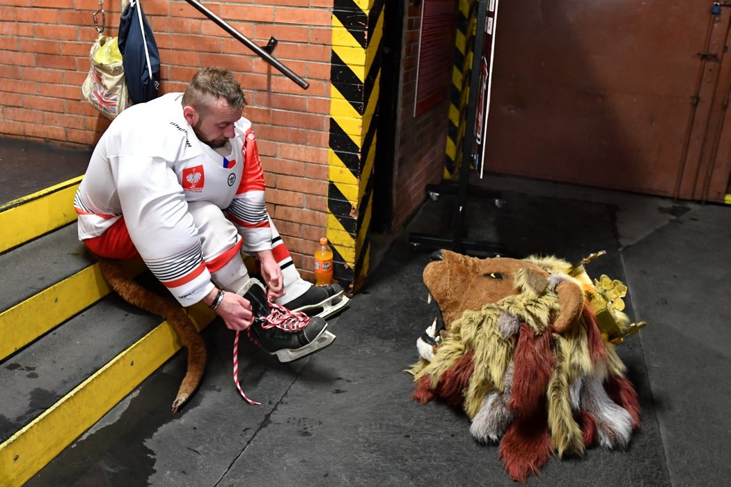 Hradecký maskot nechyběl na předzápasové show