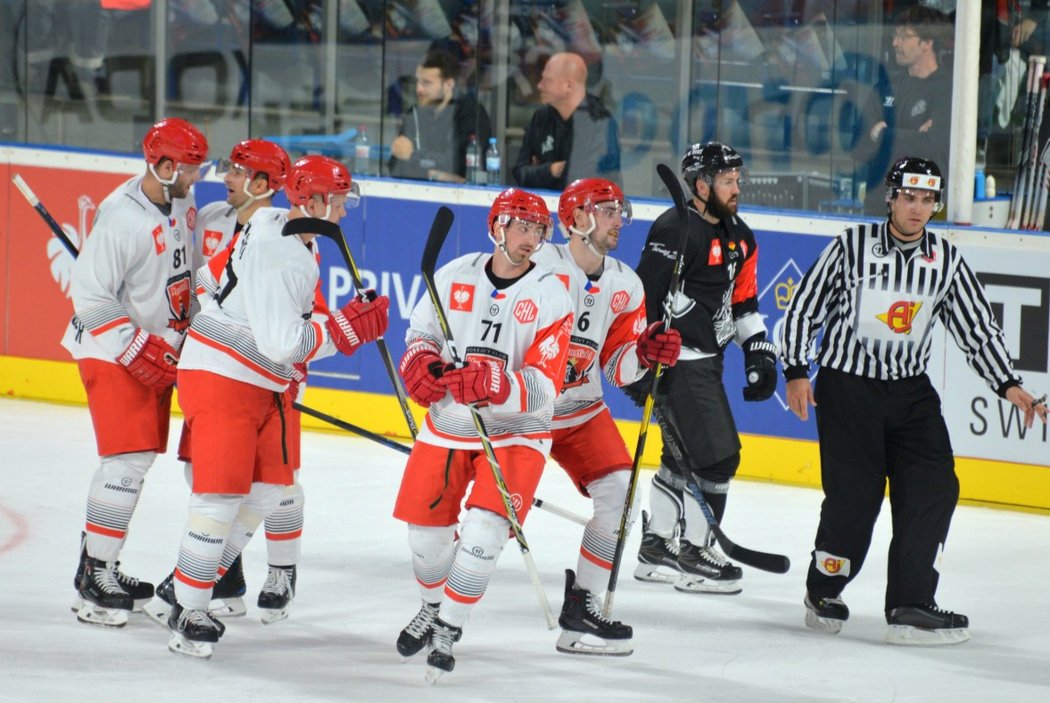 Hokejisté Mountfieldu HK získali další bod v základní skupině Ligy mistrů, na ledě Norimberku prohráli 3:4 v prodloužení