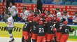 Hokejisté Mountfieldu HK oslavují postup do čtvrtfinále play off Ligy mistrů