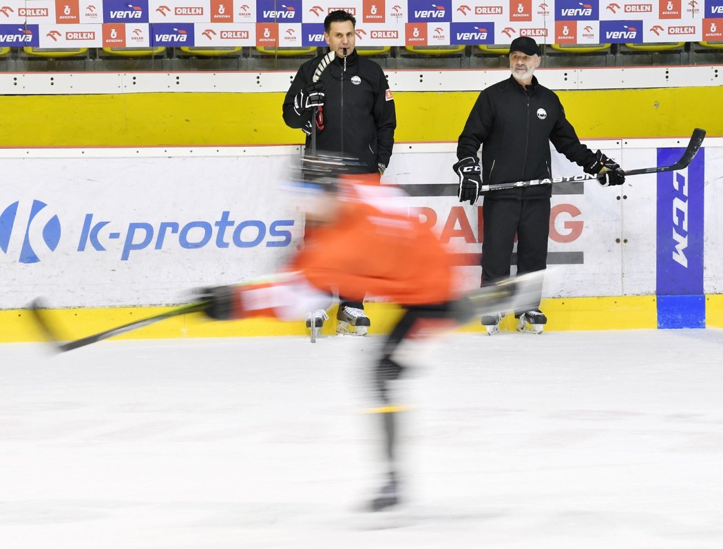 Vladimír Růžička vedl první trénink Litvínova coby jeho hlavní kouč