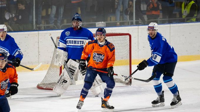 Extrém, půlka ligy může spadnout. Chomutov pod Hüblem ožil: Bál jsem se toho Extrém, půlka ligy může spadnout. Chomutov pod Hüblem ožil: Bál jsem se toho
