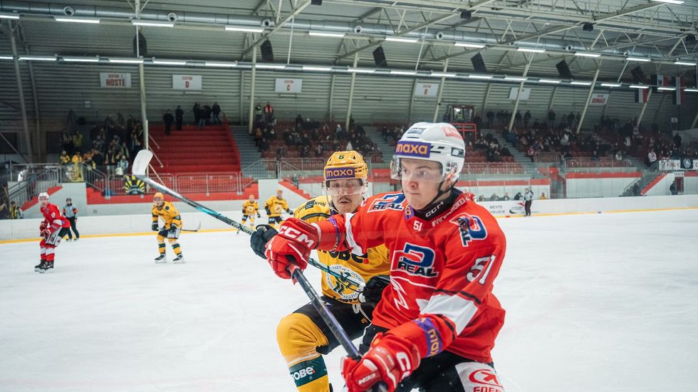 Vsetín uspěl na ledě béčka Pardubic