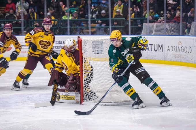 Vsetín doma vyzrál na Jihlavu. Slavia po prohře stále první, Zlín opět poslední Vsetín doma vyzrál na Jihlavu. Slavia po prohře stále první, Zlín opět poslední