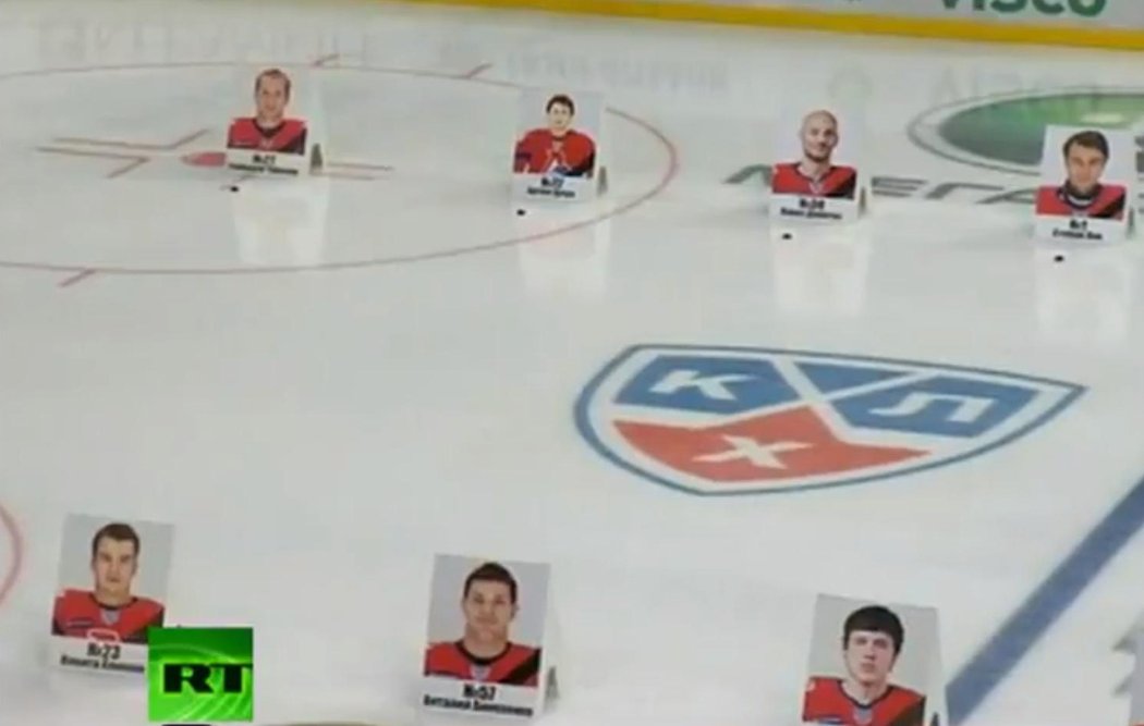 Hokejisté Minsku, kteří měli ve čtvrtek nastoupit proti Jaroslavli, místo utkání uctili památku tragicky zesnulých hokejistů