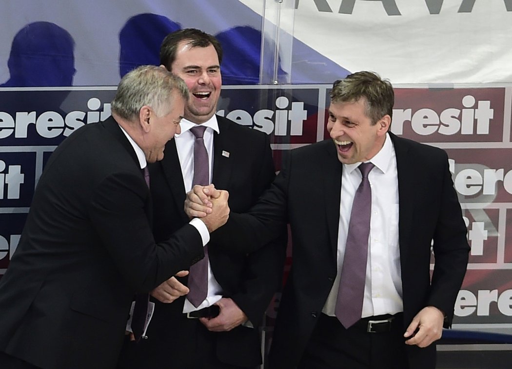 Vladimír Vůjtek na hokejovém mistrovství světa v Rusku vytvořil se svými kolegy fungující tým