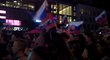 VIDEO: Slzy smutku i hrdosti. Aj tak sme frajeri! zpívá se v Bratislavě