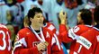 Jaromír Jágr se raduje z bronzové medaile po zápase s Ruskem