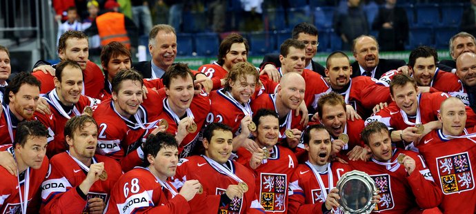 Bronzoví šampioni. Čeští hokejisté zdolali Rusko a vybojovali bronzové medaile