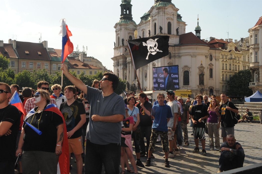 Staroměstské náměstí se na čtvrtfinále pořádně zaplnilo