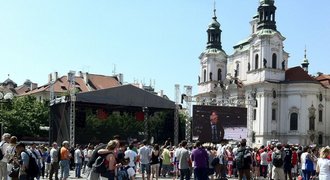 VIDEO: Hokejová horečka Česko opustila, na Staromáku bylo prázdno