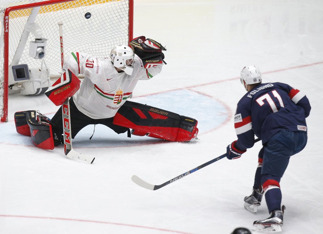 Nick Foligno mířil proti Maďarsku přesně