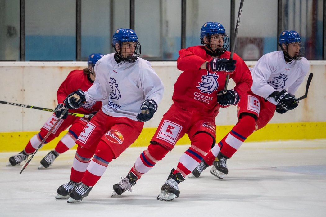 Česká osmnáctka vstupuje do Hlinka Gretzky Cupu