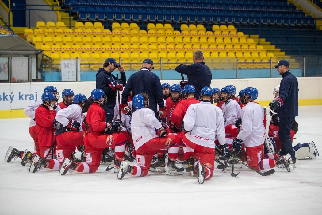 Česká osmnáctka vstupuje do Hlinka Gretzky Cupu