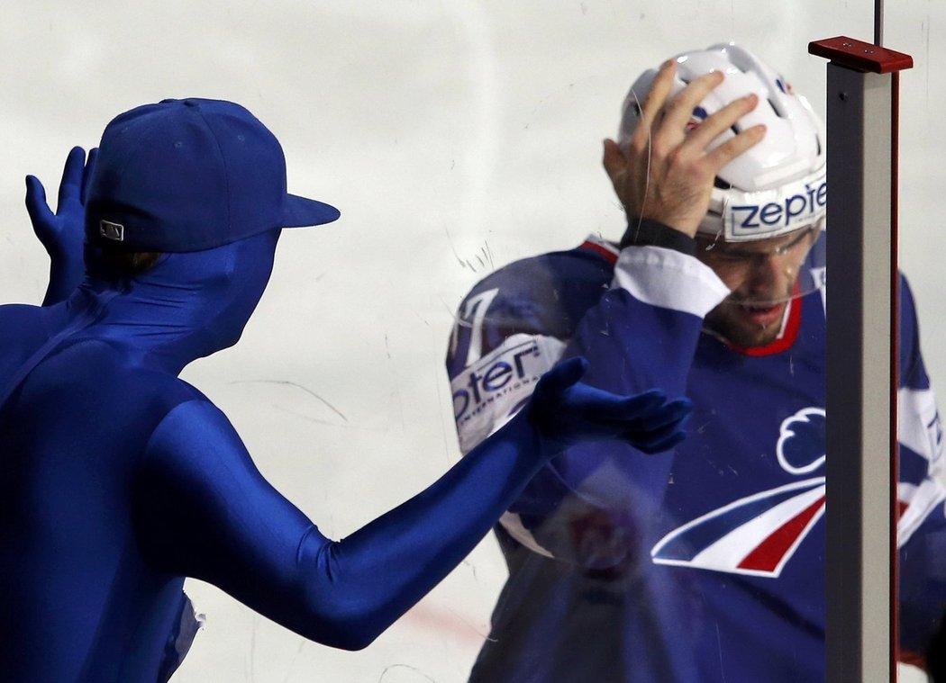 Hokejisté Francie sice favorizovaným Finům vzdorovali, ale nakonec v zápase MS prohráli 1:3