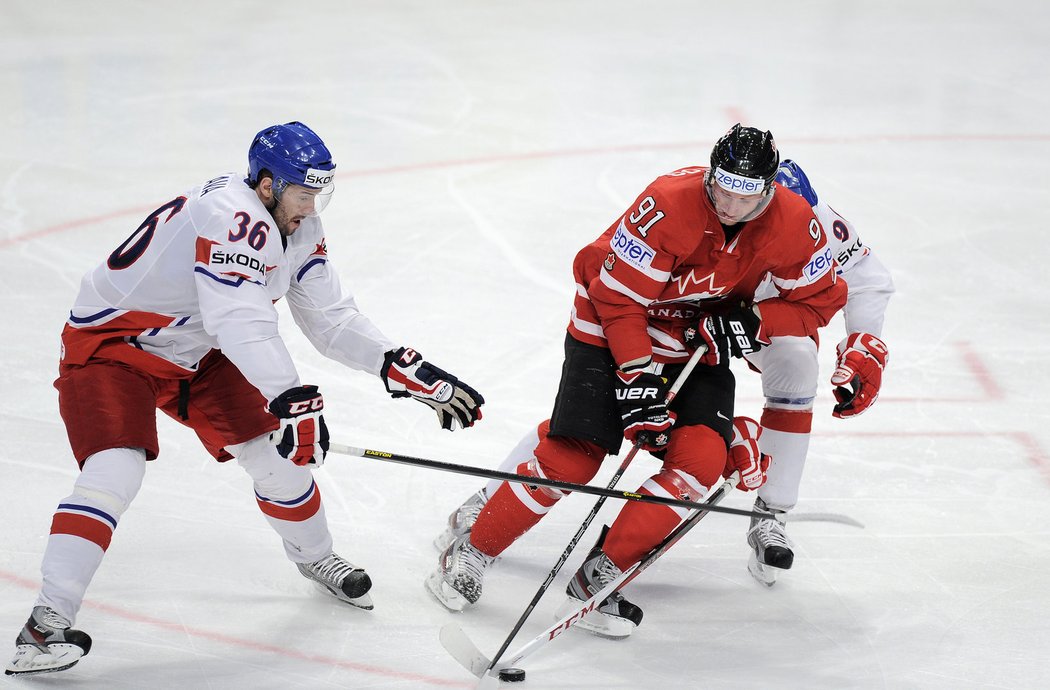 Čeští hokejisté podlehli Kanadě 1:2, jejich výkon však nesl známky jasného zlepšení