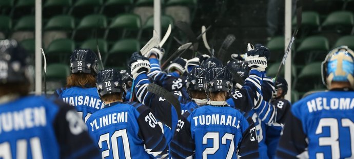 Finové do 18 let se radují z vítězství nad českým týmem