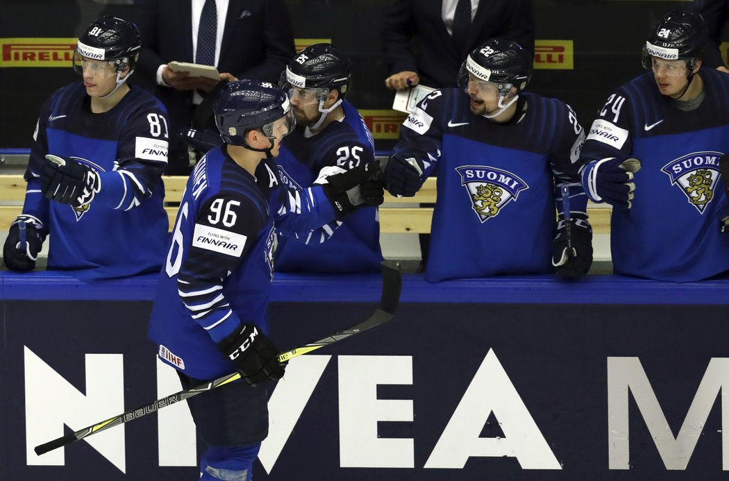 Mikko Rantanen napálil gól naděje na 2:3