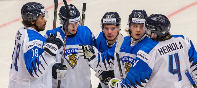Finští hokejisté si s přehledem poradili s Kazachstánem a na juniorském šampionátu postoupili do čtvrtfinále