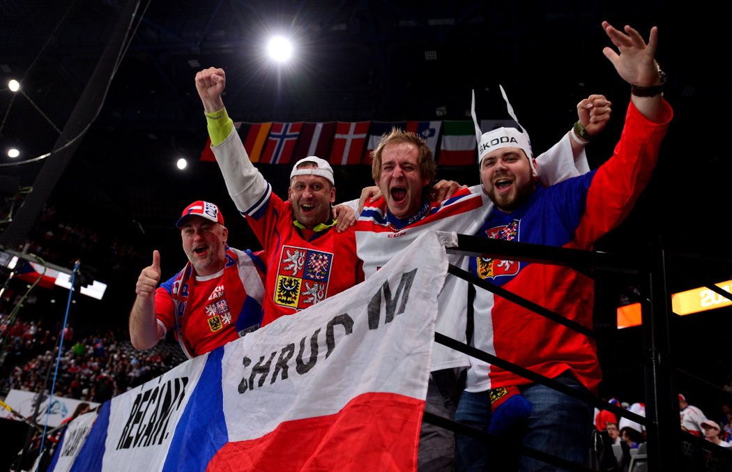 Čeští fanoušci na utkání MS proti Kanadě
