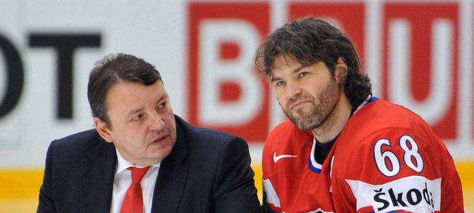 Kdo je nejmocnějším mužem českého hokeje? Čtěte čtvrteční deník Sport se speciální přílohou Hokej...