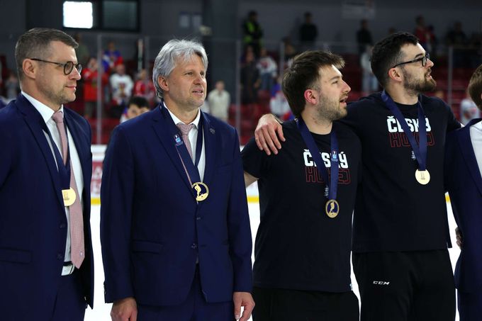 Noví trenéři reprezentace! Dvacítku povede Tomajko, osmnáctku bývalý kouč Sparty Noví trenéři reprezentace! Dvacítku povede Tomajko, osmnáctku bývalý kouč Sparty