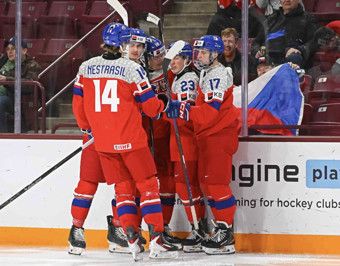 Česko - Švýcarsko 6:2. Dvacítka v semifinále! Rozhodl obrat ve druhé třetině Česko - Švýcarsko 6:2. Dvacítka v semifinále! Rozhodl obrat ve druhé třetině