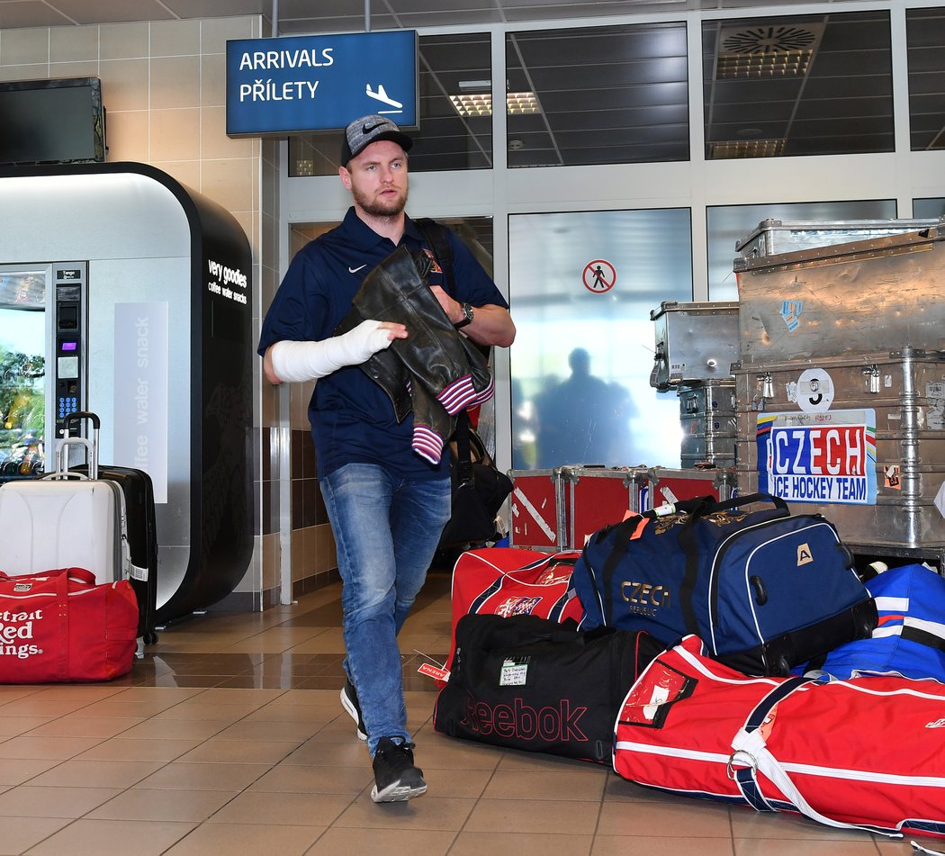 Obránce Jakub Jeřábek zatím netuší, jak moc bude jeho zranění vážné