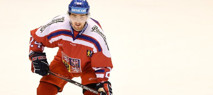 Obránce Filip Pyrochta je jedním ze sedmi hráčů v kádru, kteří mají kontrakt v NHL
