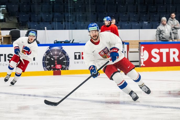 Obránce české reprezentace Tomáš Kundrátek na tréninku během MS Obránce české reprezentace Tomáš Kundrátek na tréninku během MS