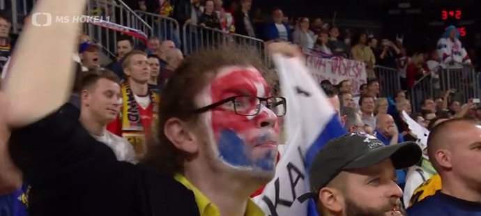 Naštvaní slovenští fanoušci nemohli chybu německých organizátorů vydýchat
