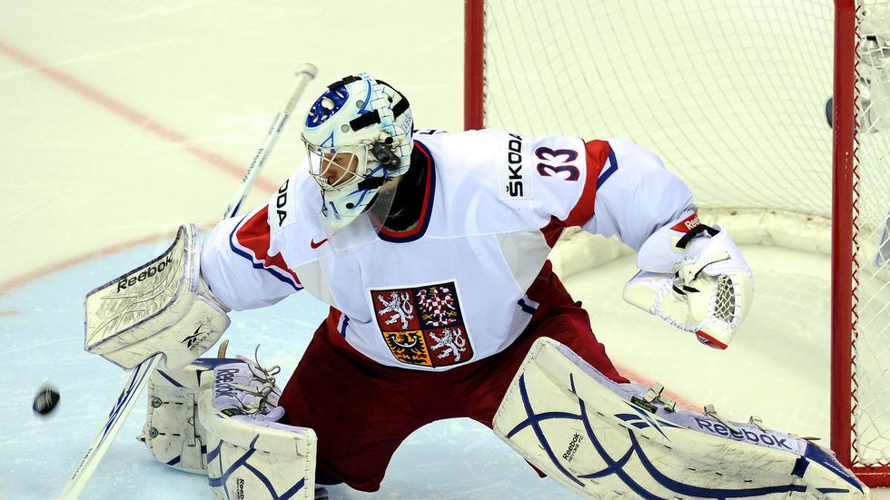 Jakub Štěpánek zasahuje proti německé střele