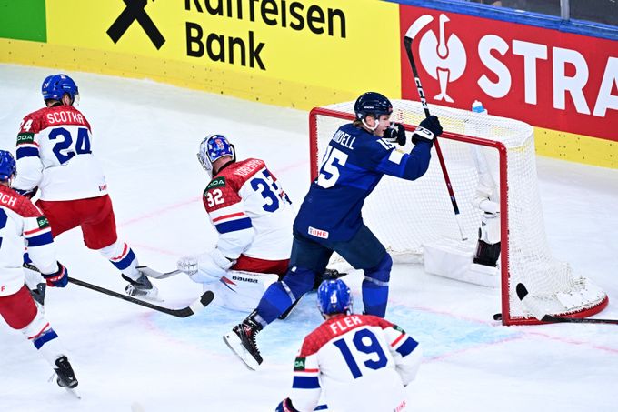 ONLINE: Česko - Finsko 0:2. Lundell z dorážky překonal Kořenáře a zvyšuje vedení ONLINE: Česko - Finsko 0:2. Lundell z dorážky překonal Kořenáře a zvyšuje vedení