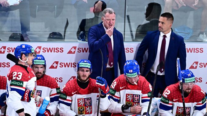 Momenty Rulíkovy éry: Zlatá Praha, kontroverze v nominacích i půlhodina bez masky Momenty Rulíkovy éry: Zlatá Praha, kontroverze v nominacích i půlhodina bez masky