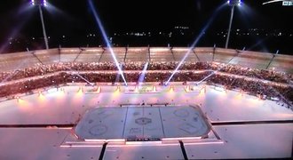 Německo zažilo hokejový zápas pod širým nebem s rekordní návštěvou