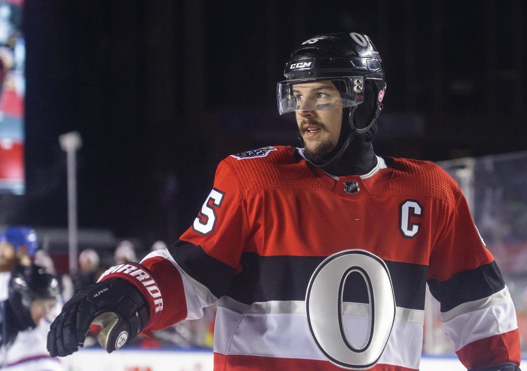 Erik Karlsson na NHL 100 Classic opět přepsal historii