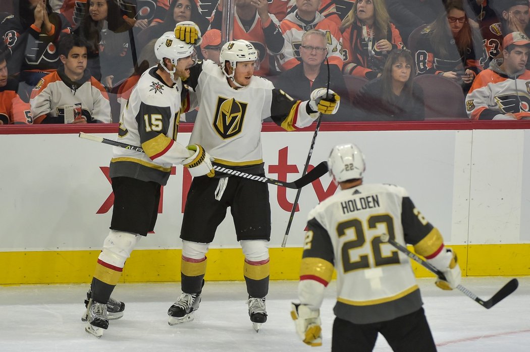 Las Vegas Golden Knights rozhodli o výhře nad Philadelphií necelé dvě minuty před koncem třetí třetiny