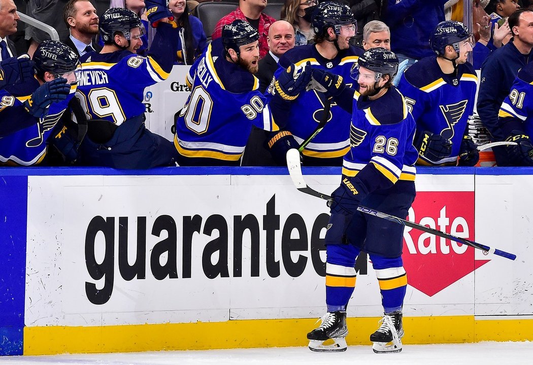 Australský útočník Nathan Walker během sezonní premiéry v NHL zkompletoval hattrick!