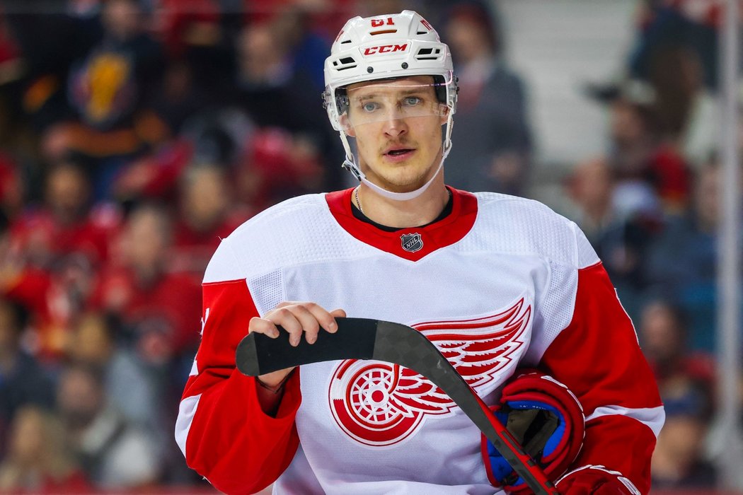 Český útočník Dominik Kubalík v dresu Detroit Red Wings