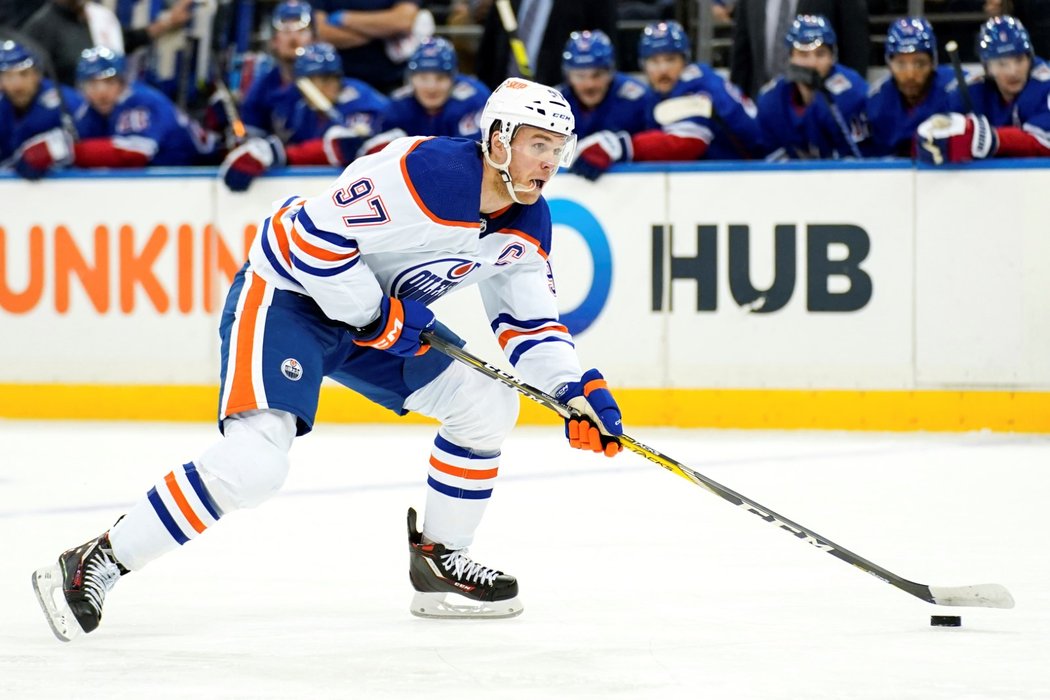 Superhvězda Edmontonu Connor McDavid opět táhne bodování celé NHL