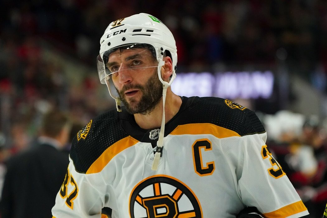 Kapitán Patrice Bergeron se rozhodl pro pokračování v NHL