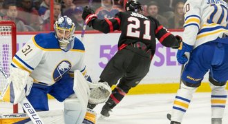 SESTŘIHY: Buffalo v krizi, padlo i proti Ottawě. Další výhra pro Blues