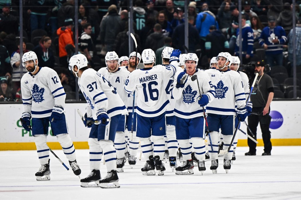 Toronto Maple Leafs oslavují vítězství