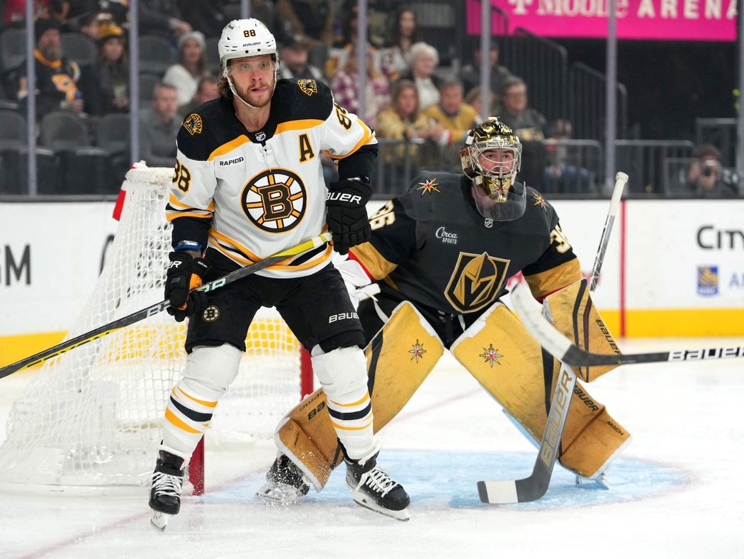 Útočník Bostonu David Pastrňák v zápase proti Vegas Golden Knights