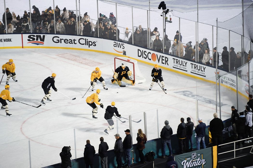 Hokejisté Pittsburghu trénují před Winter Classic v Bostonu